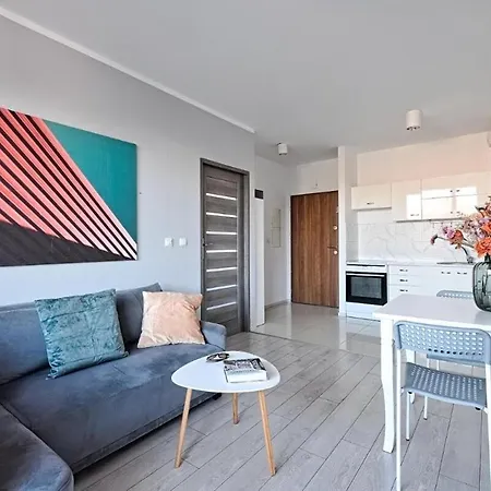 Urban Nest Group & Walowa